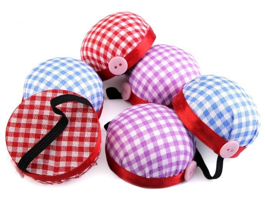 Nadelkissen - mit Karo- oder Blumenmuster