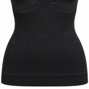 Detail der feinen Rippenstruktur mit dezenten Kleeblatt-Motiven am Silhouettea Shapewear-Top